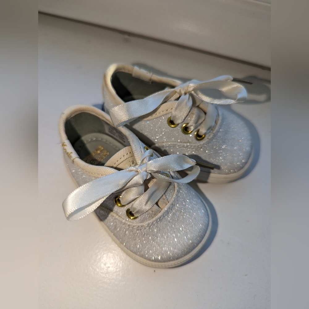 Kate Spade baby keds
